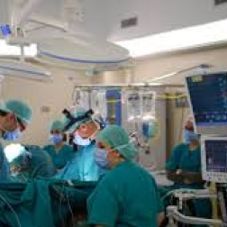 Doctors preparing to perform surgery